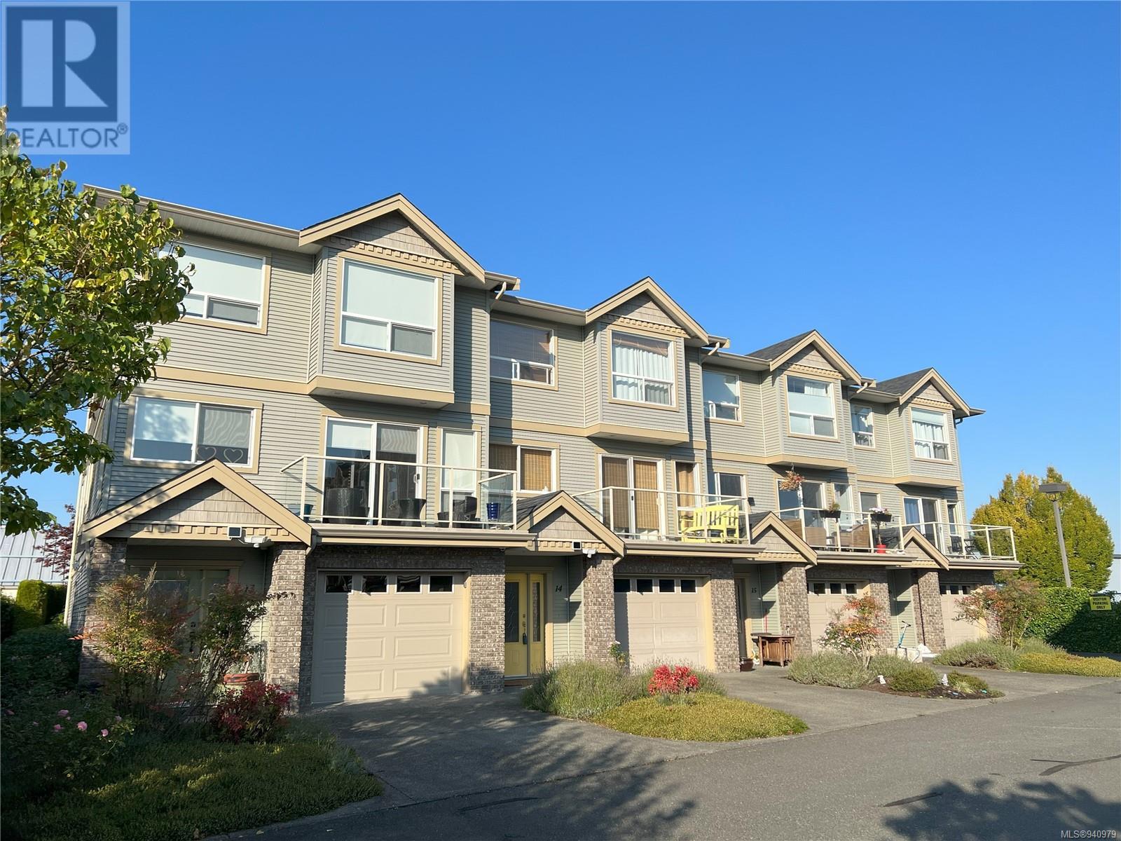 14 2475 Mansfield Dr, #14