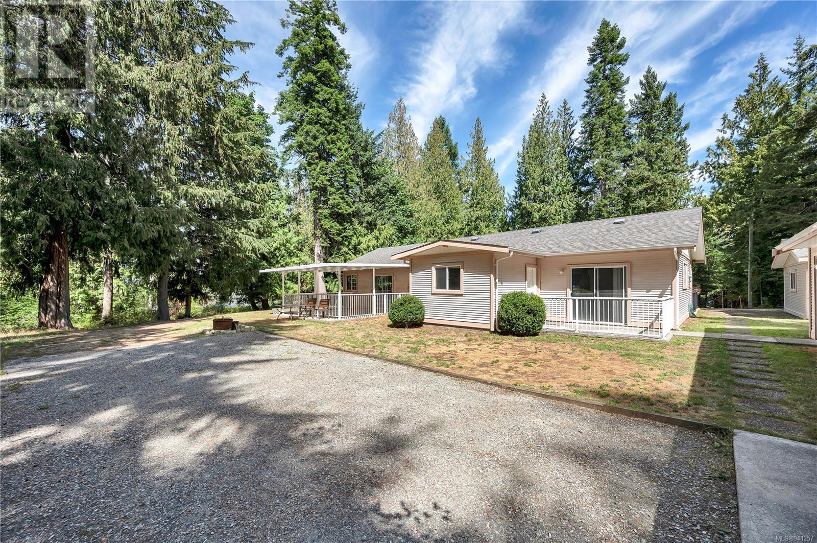1527 Heriot Bay Rd