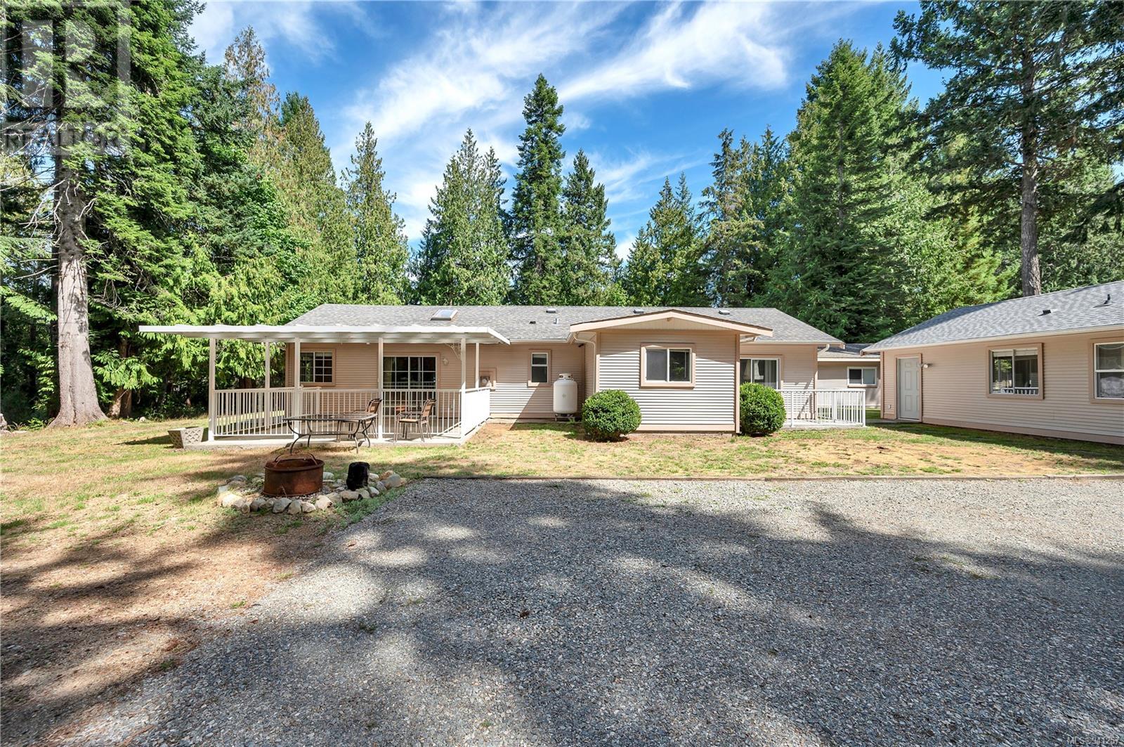1527 Heriot Bay Rd