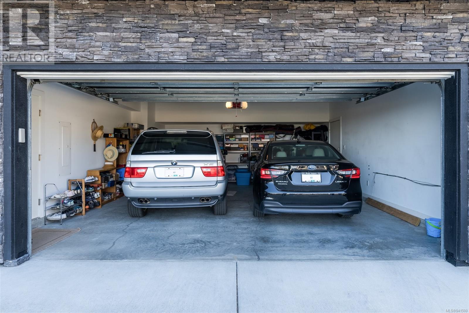687 Leeview Lane