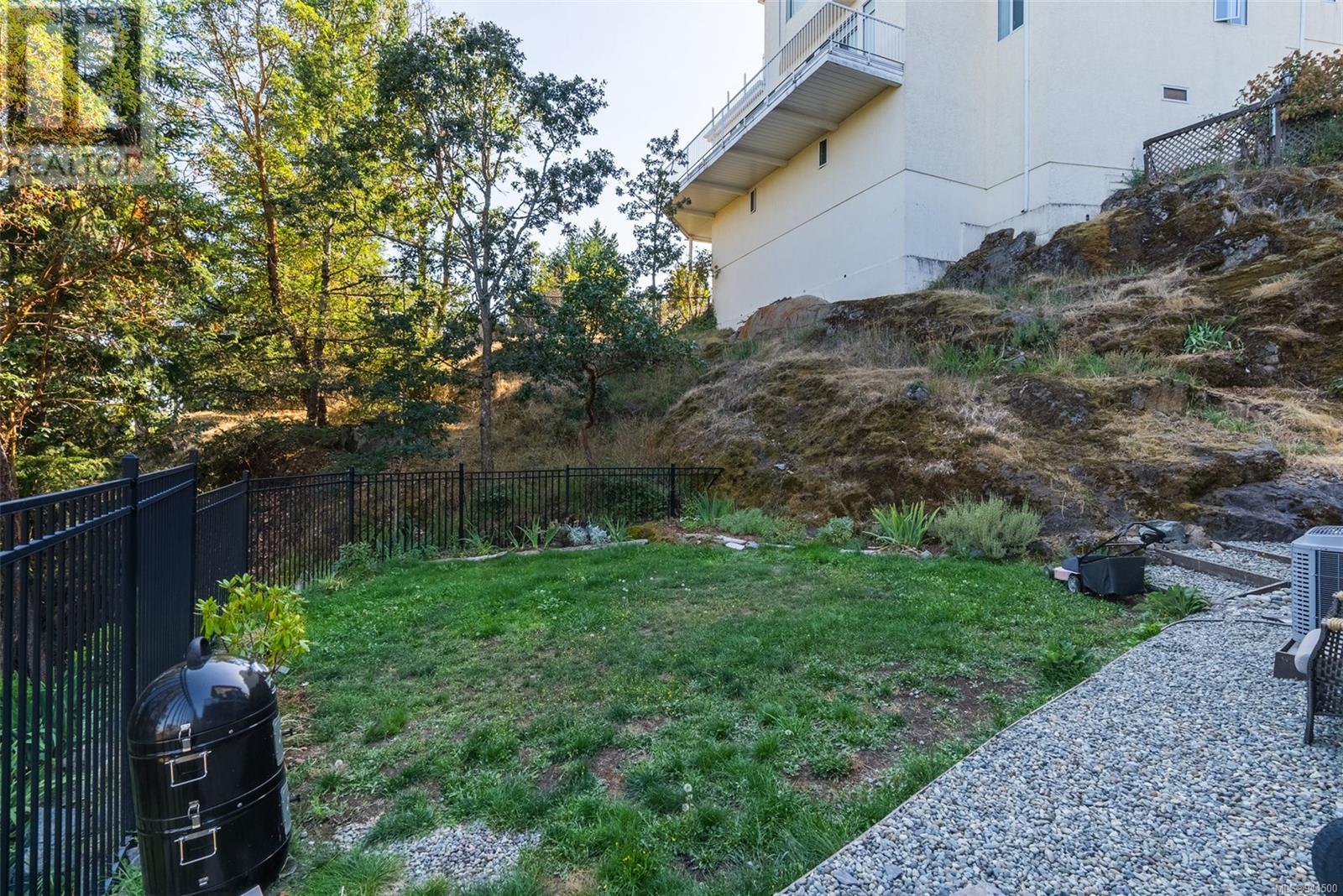 687 Leeview Lane