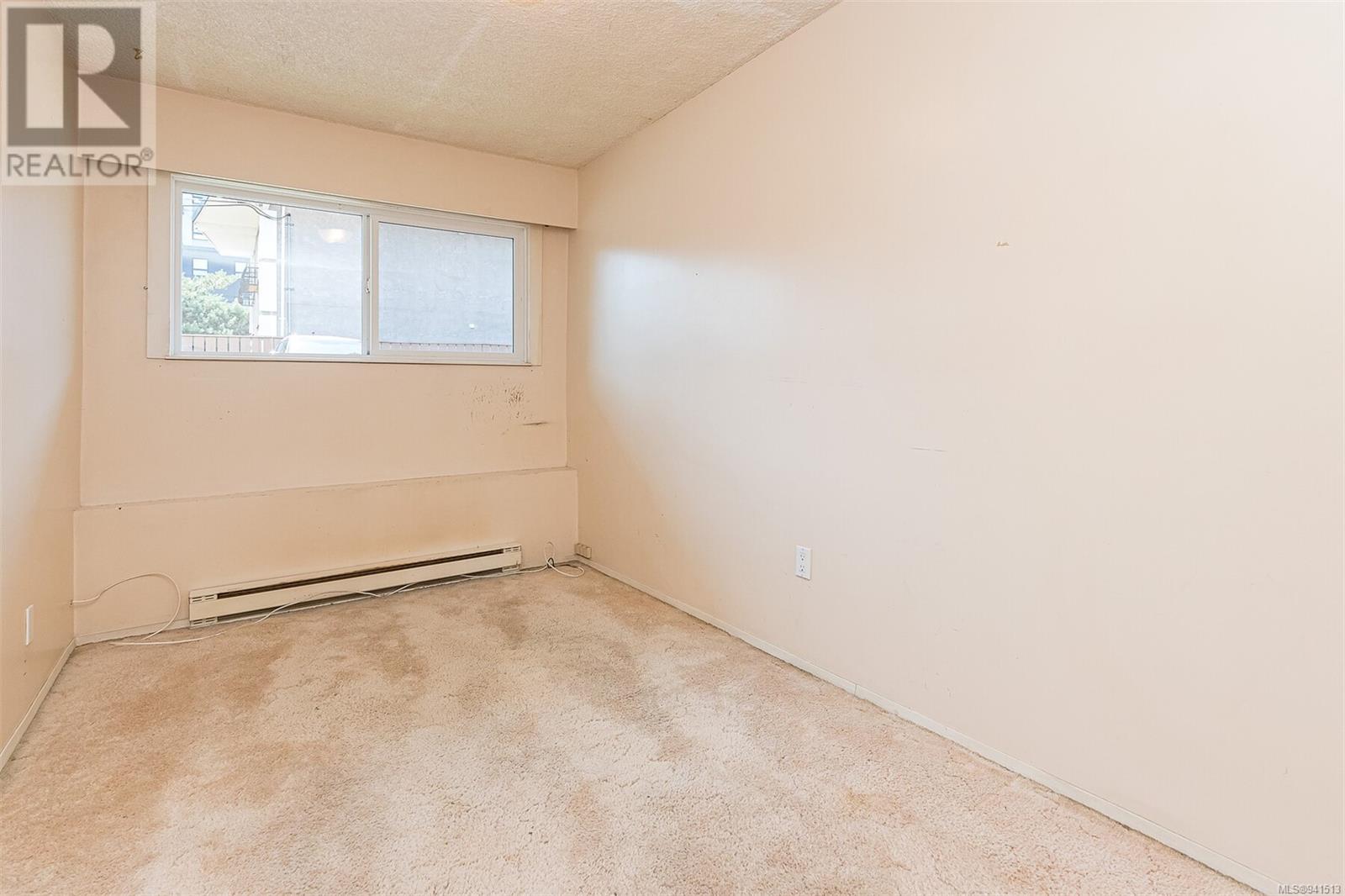 101 642 Admirals Rd, #101