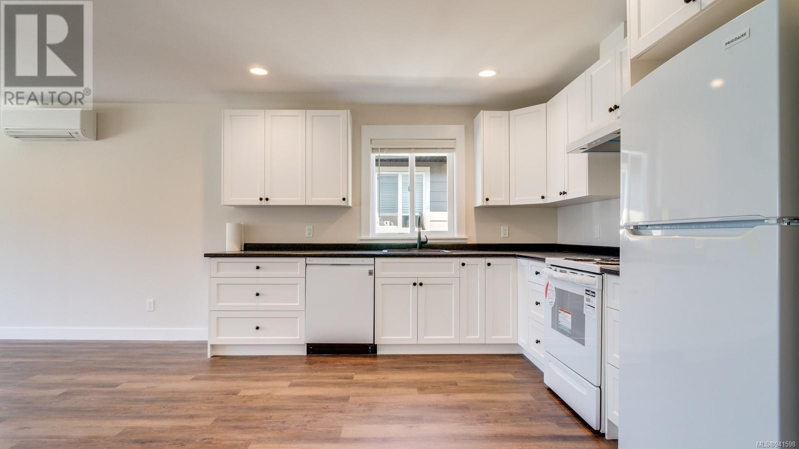 2 2615 5th Ave, #2