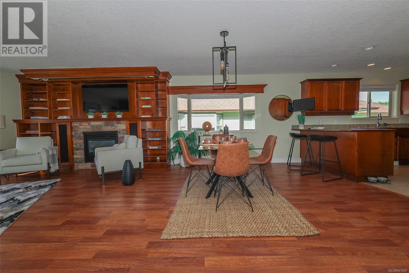 42 2006 Sierra Dr, #42
