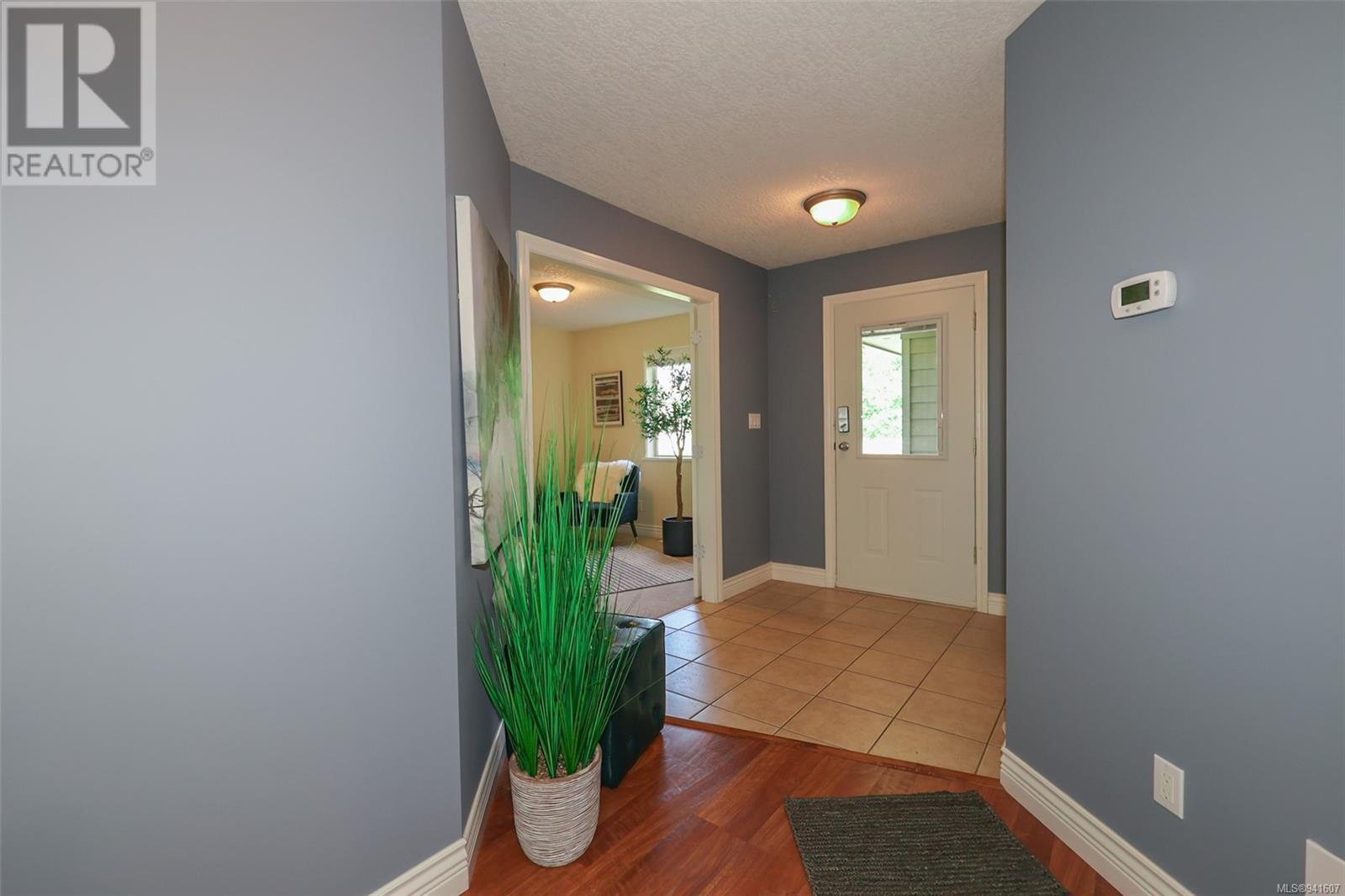 42 2006 Sierra Dr, #42