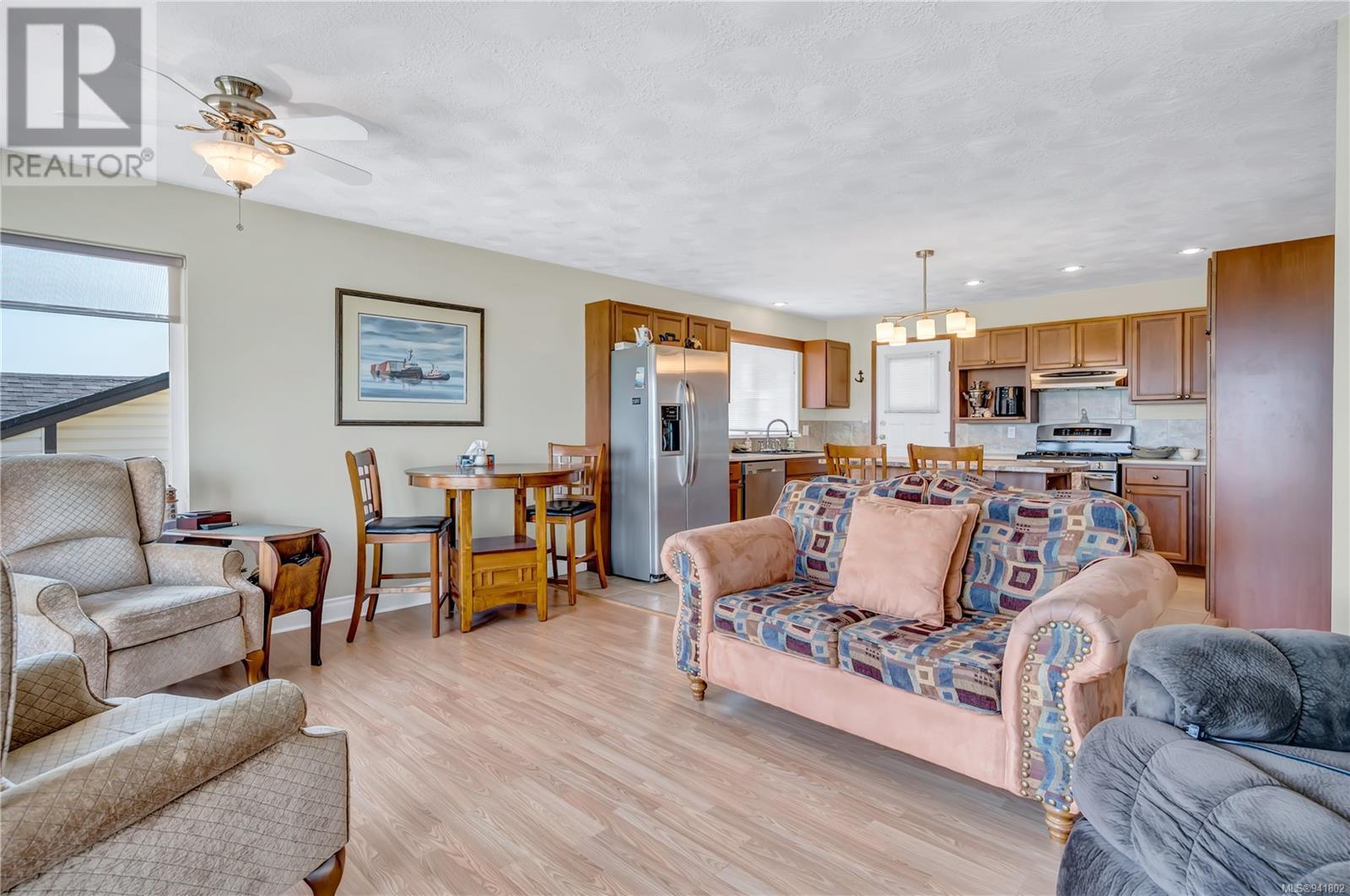 749 Bowen Dr