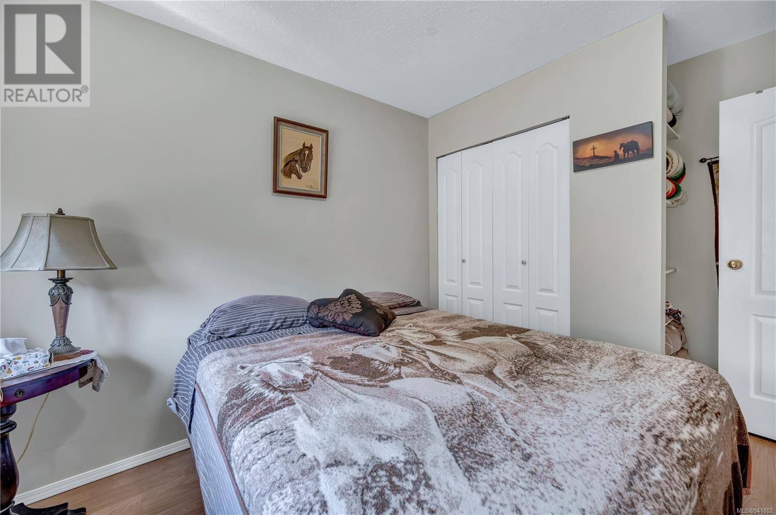 749 Bowen Dr