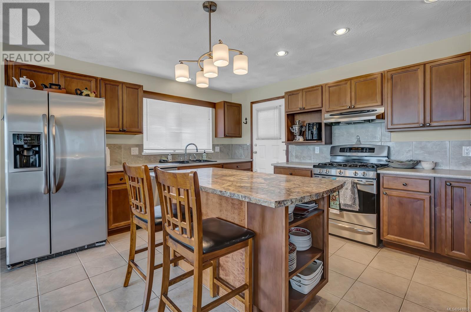 749 Bowen Dr