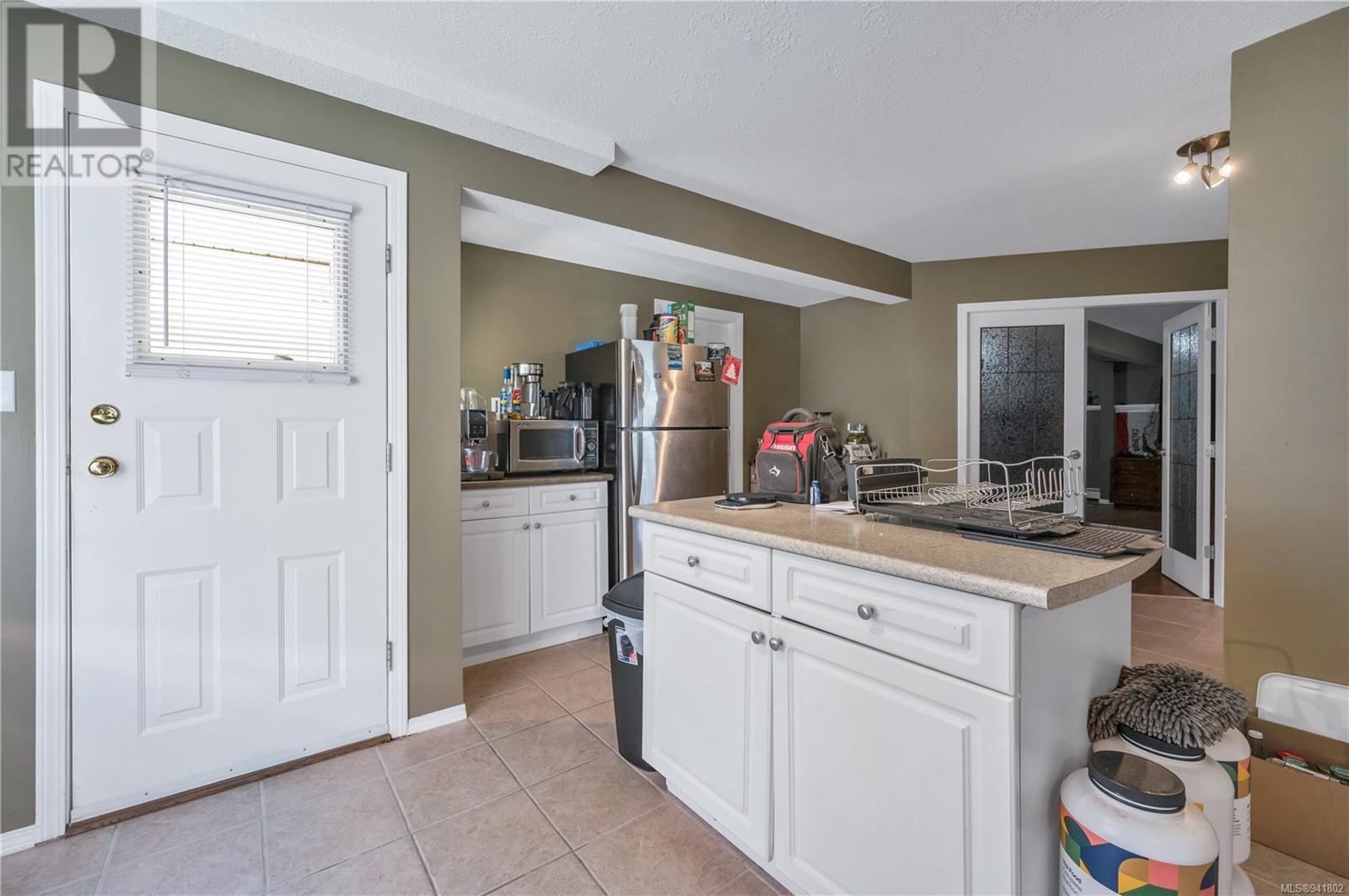 749 Bowen Dr