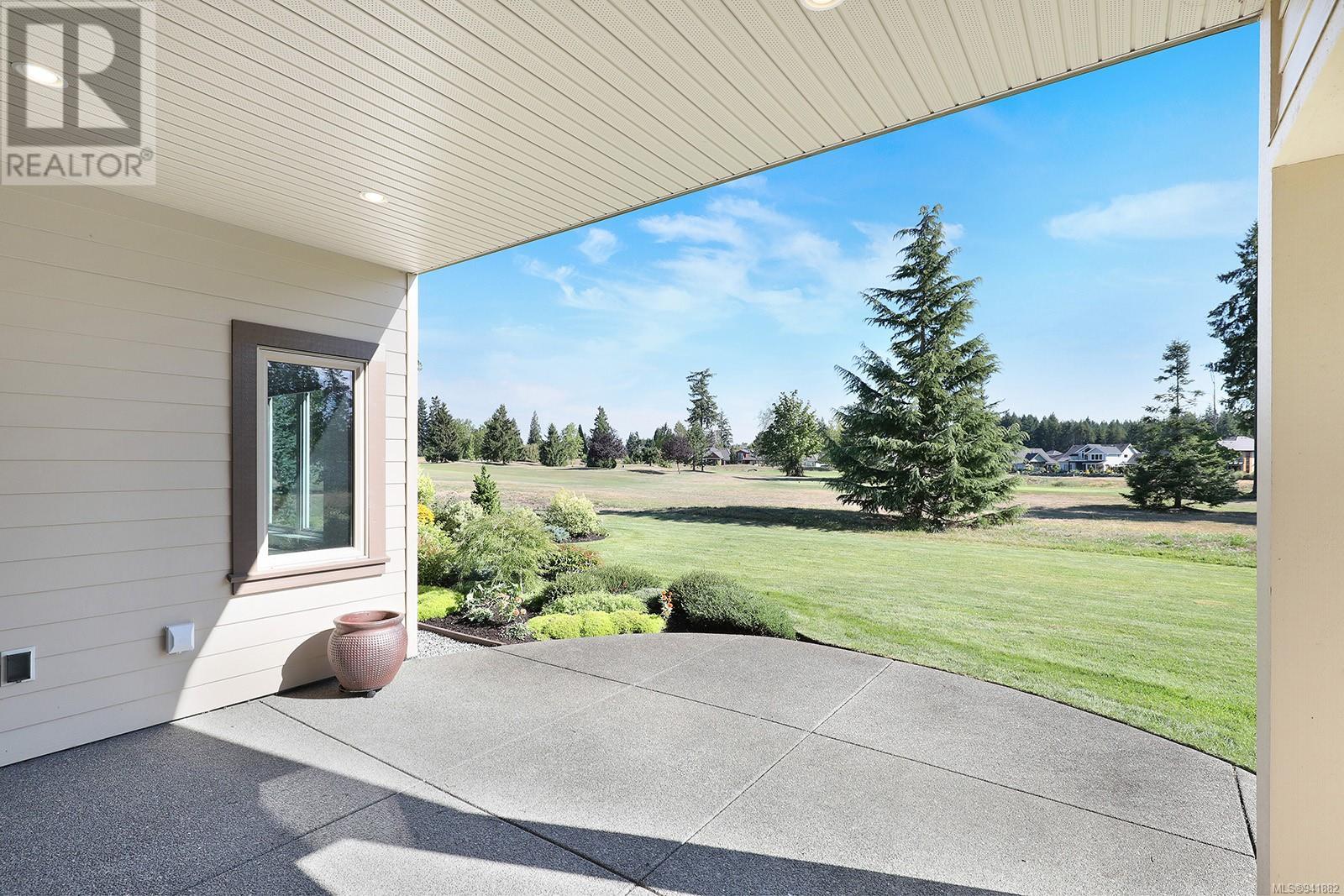 1942 Crown Isle Dr