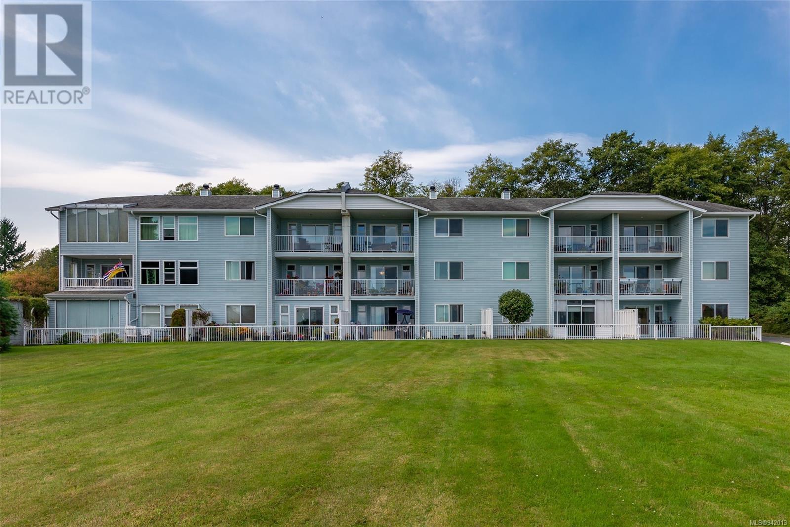 105 2730 Island Hwy S, #105