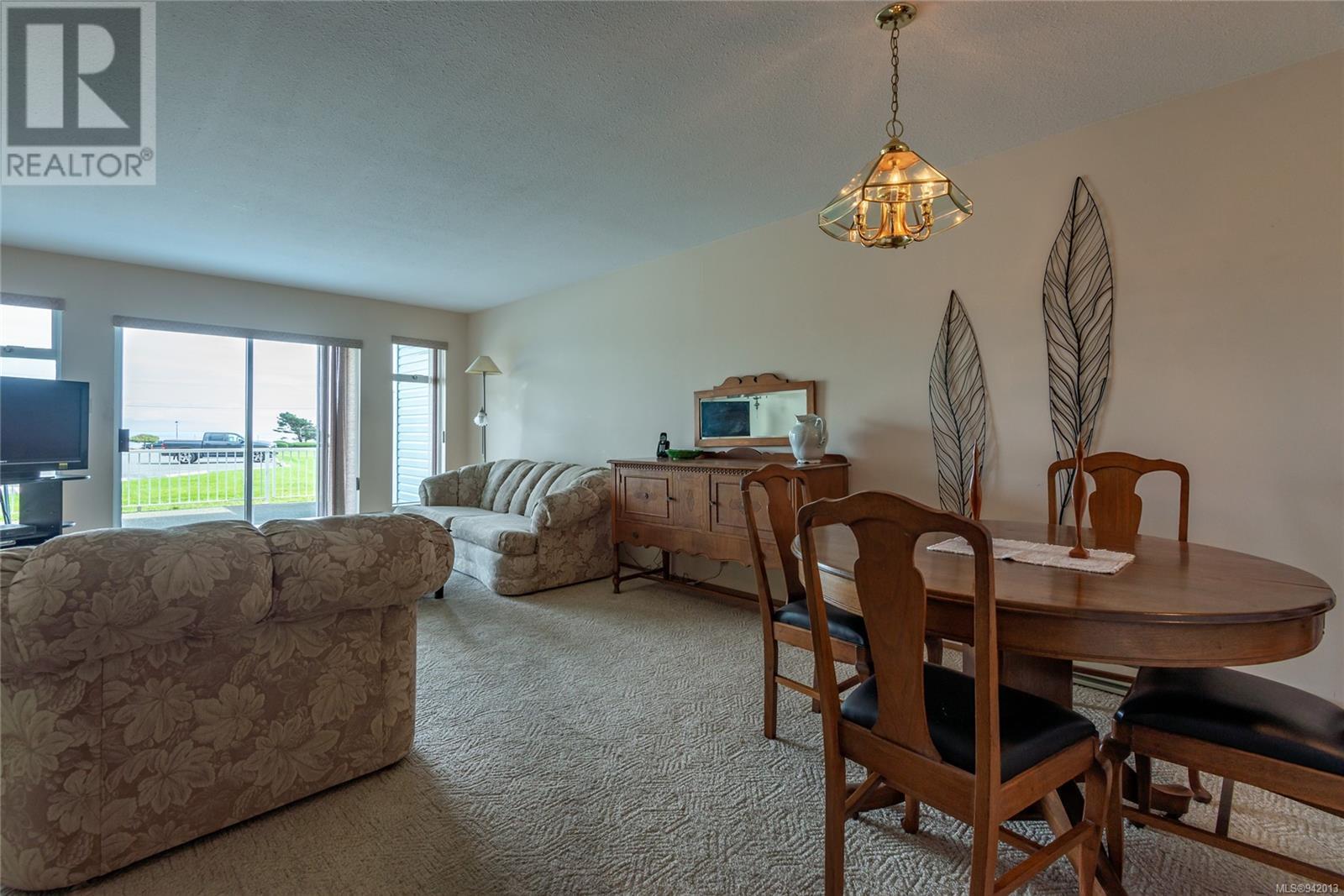 105 2730 Island Hwy S, #105