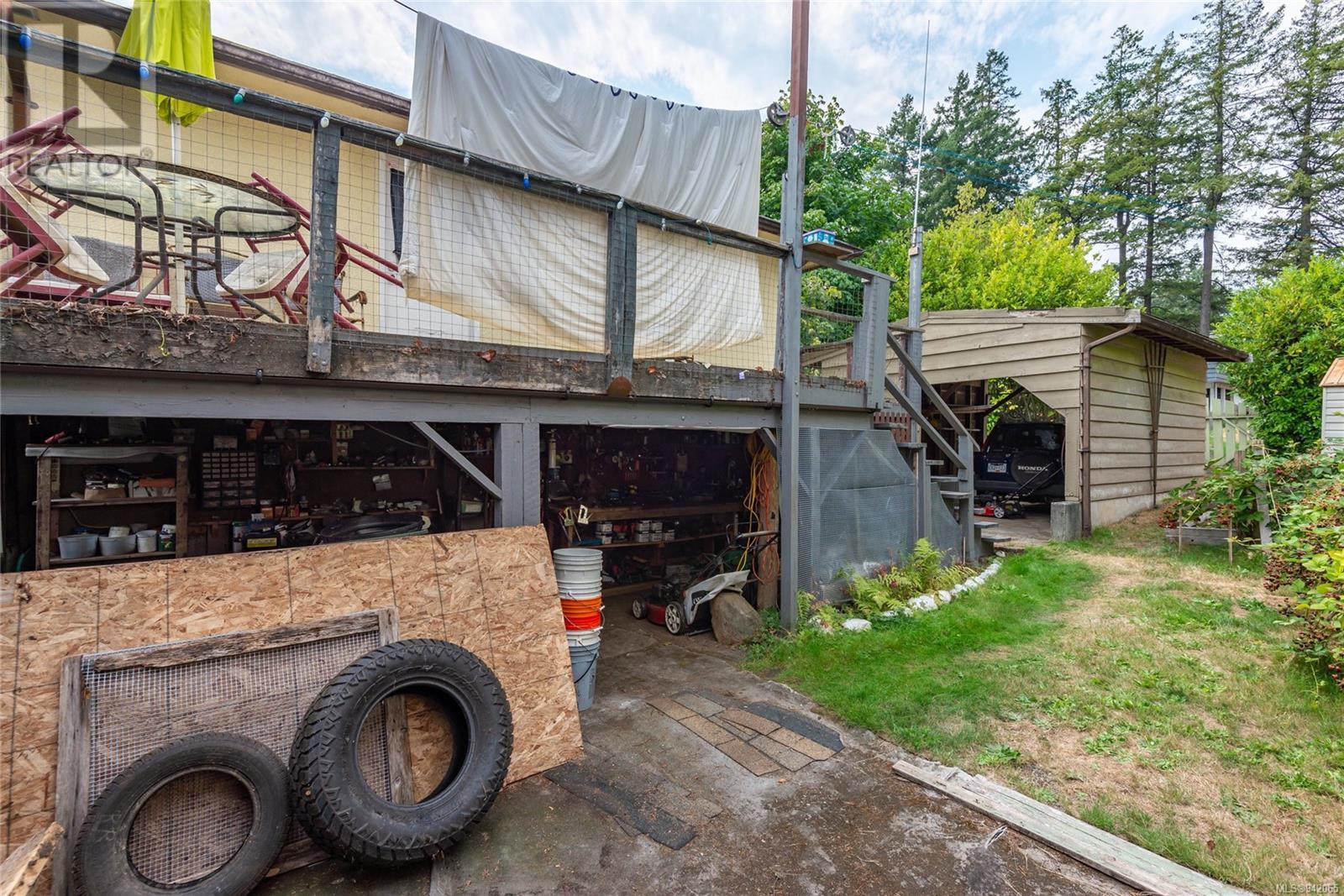 262 McCarthy St