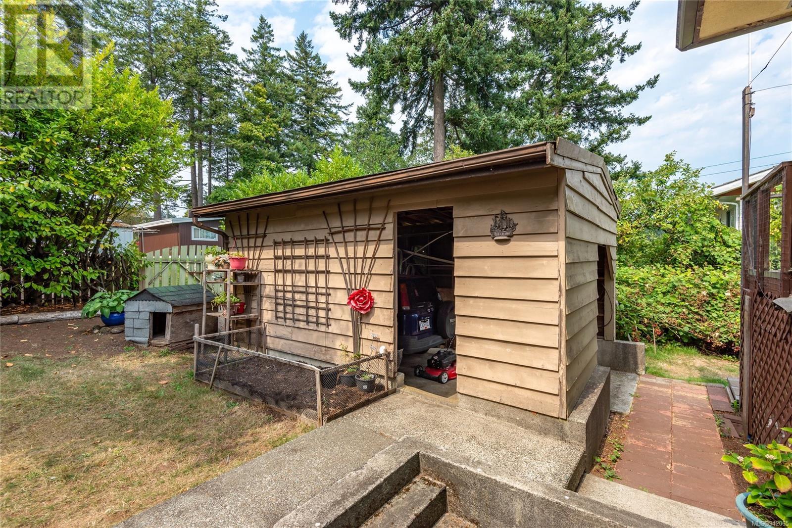 262 McCarthy St
