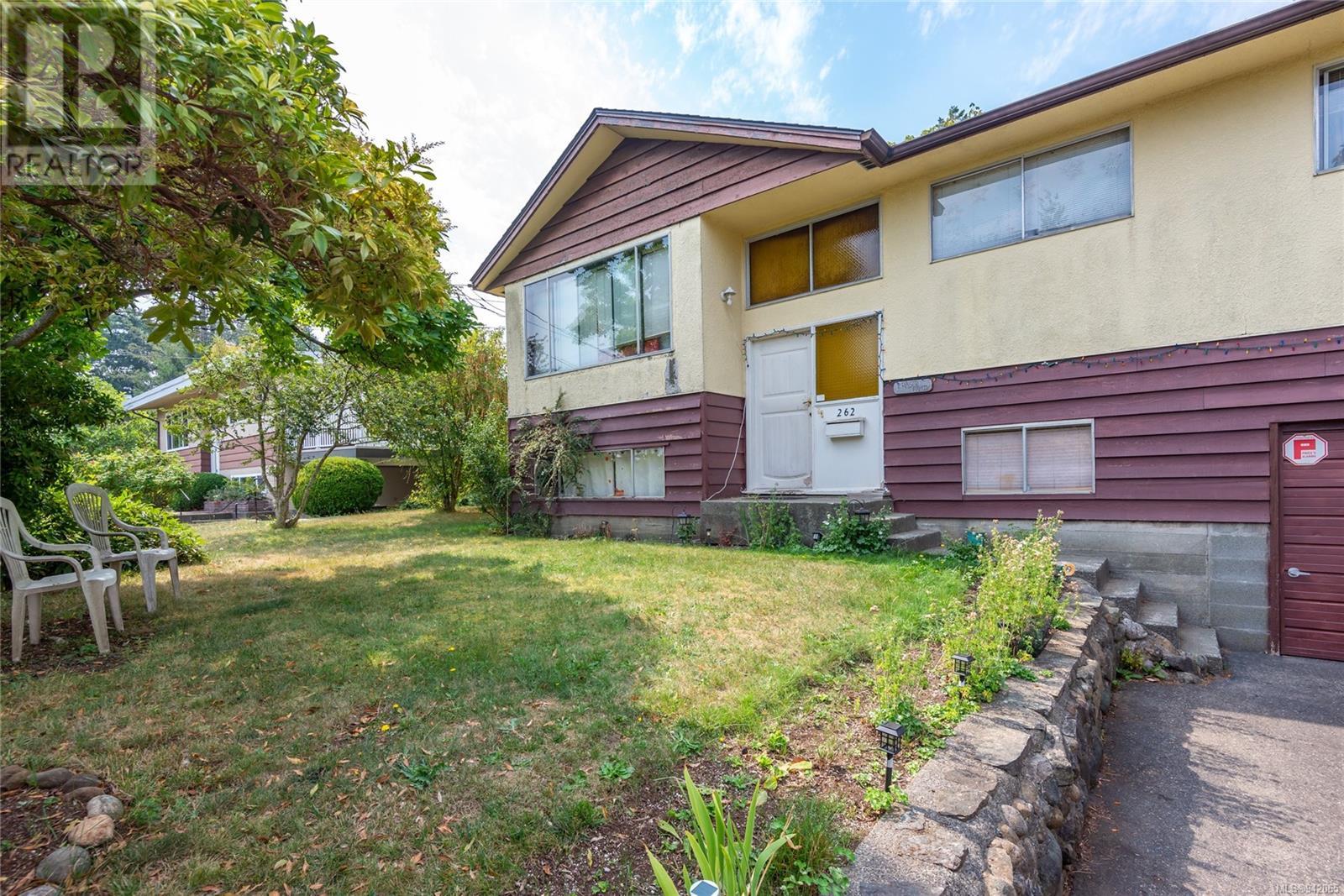 262 McCarthy St