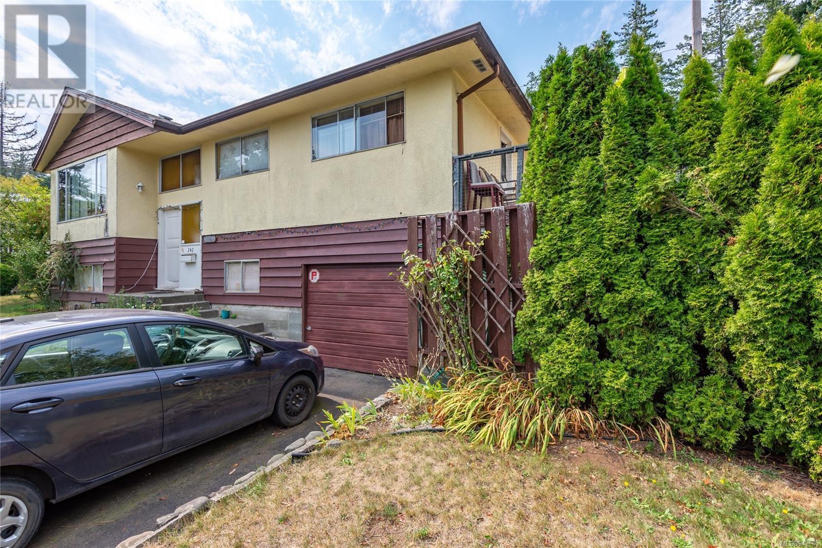 262 McCarthy St