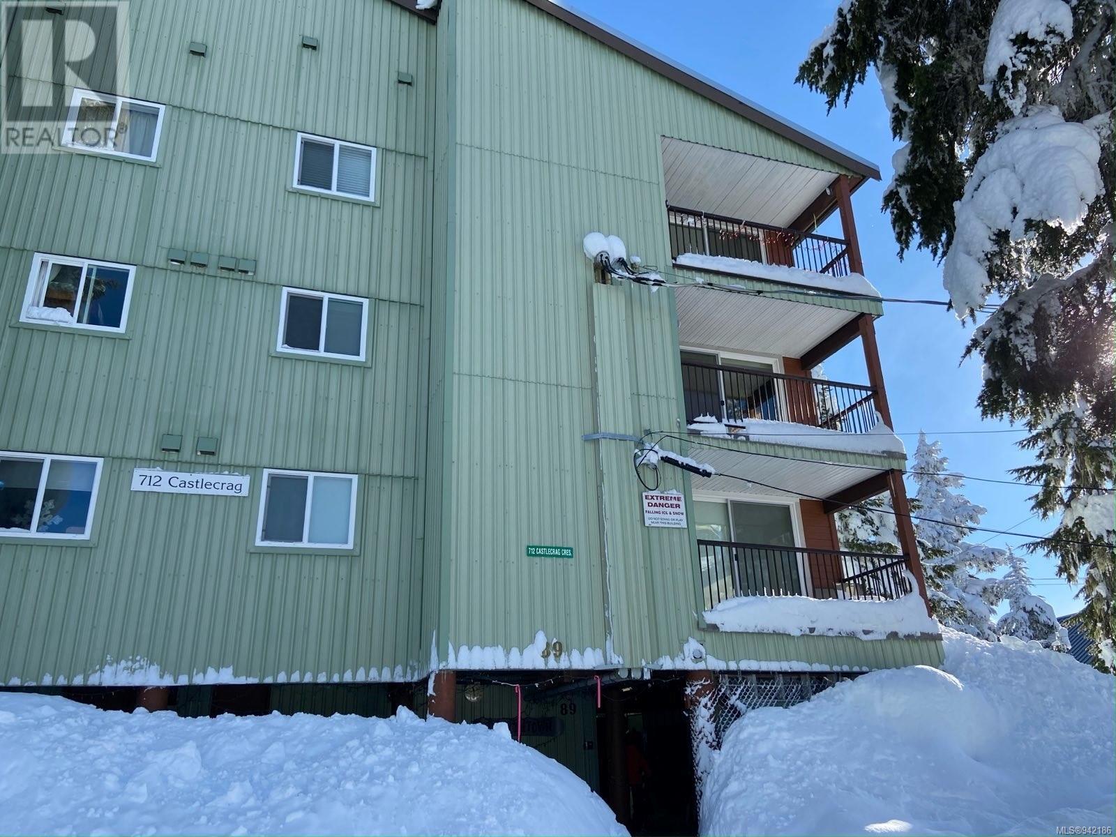 12 712 Castle Crag Cres, #12