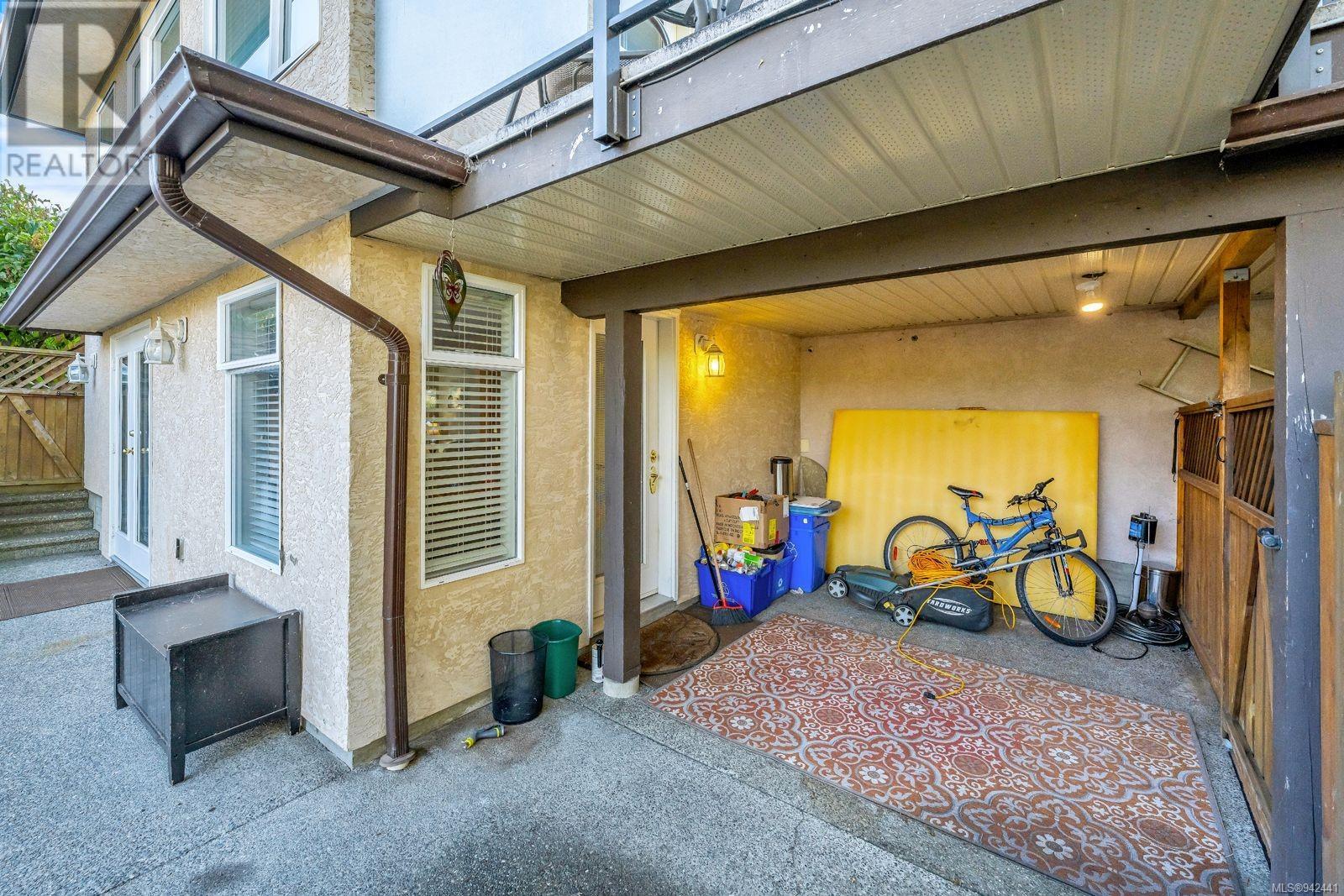 937 Shirley Rd