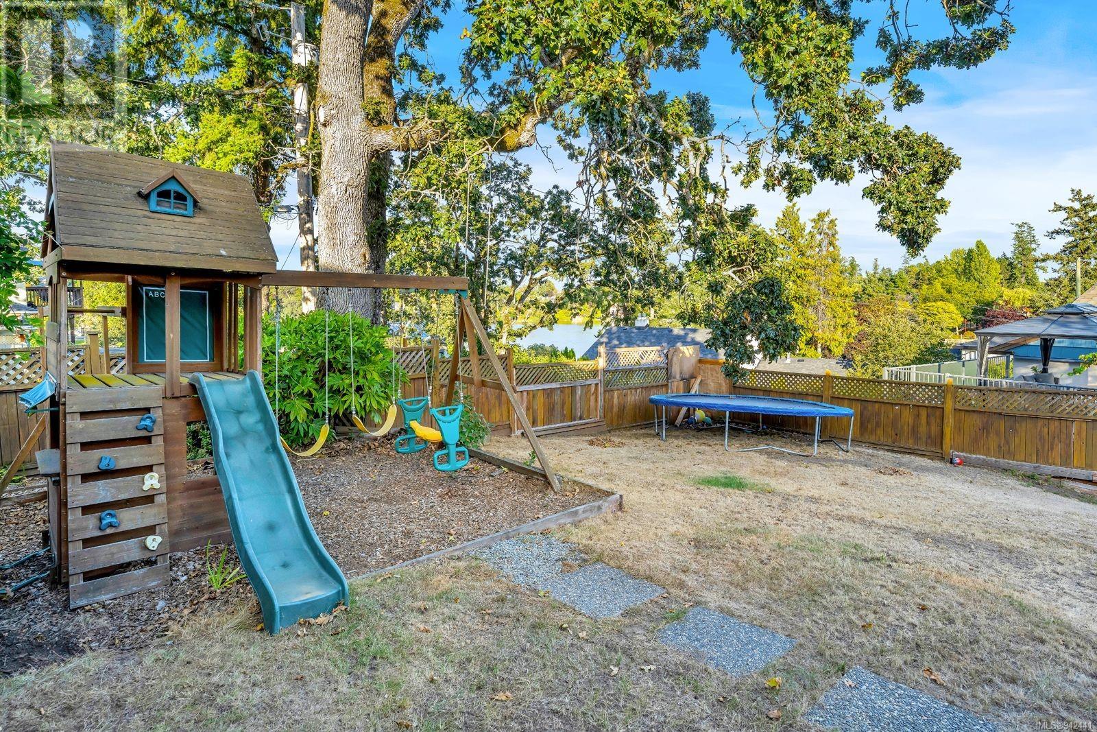 937 Shirley Rd