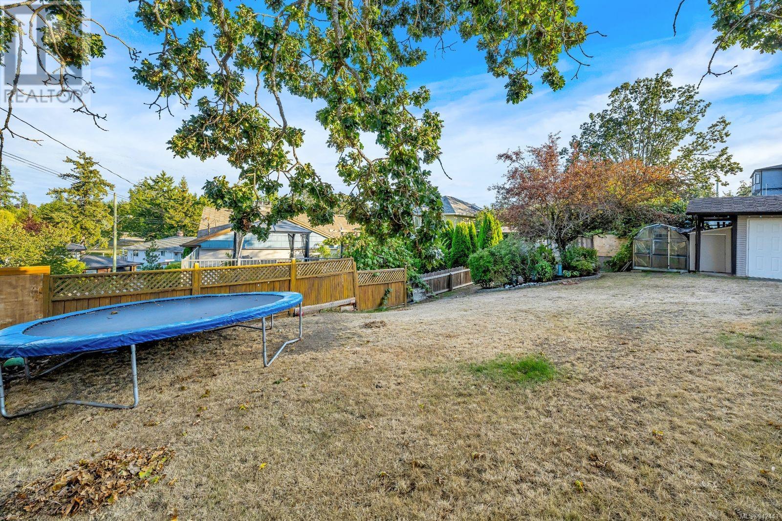 937 Shirley Rd