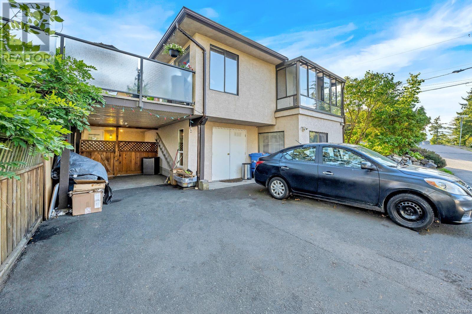 937 Shirley Rd