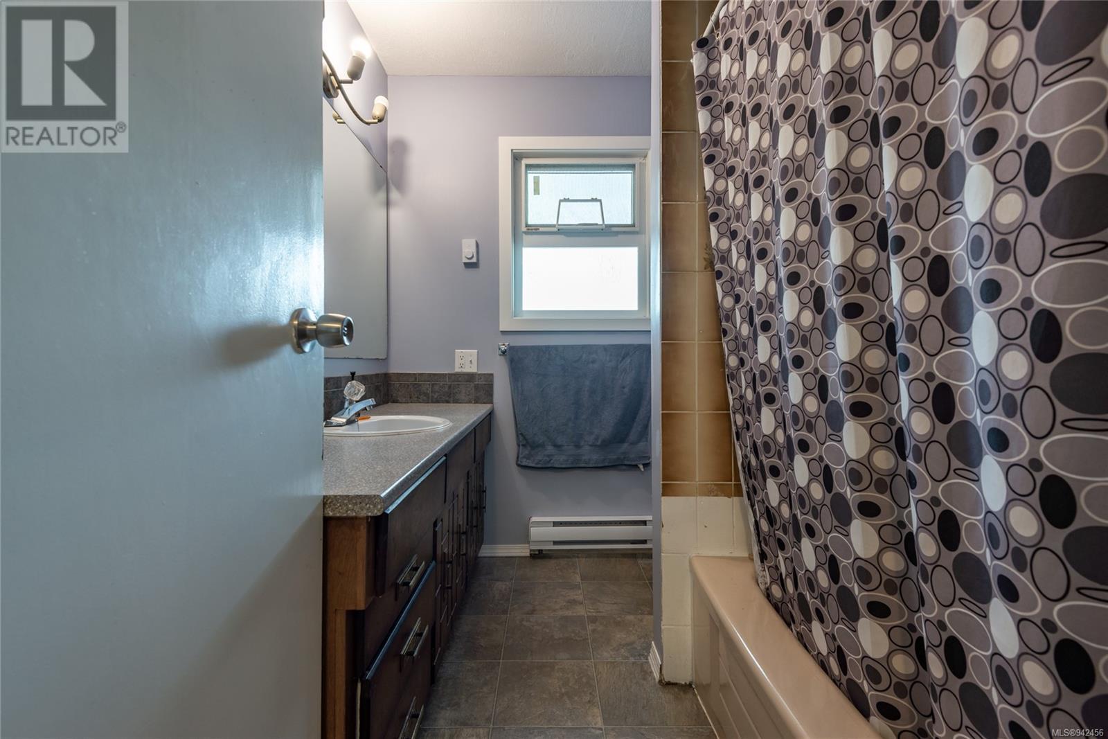 277 Merecroft Rd