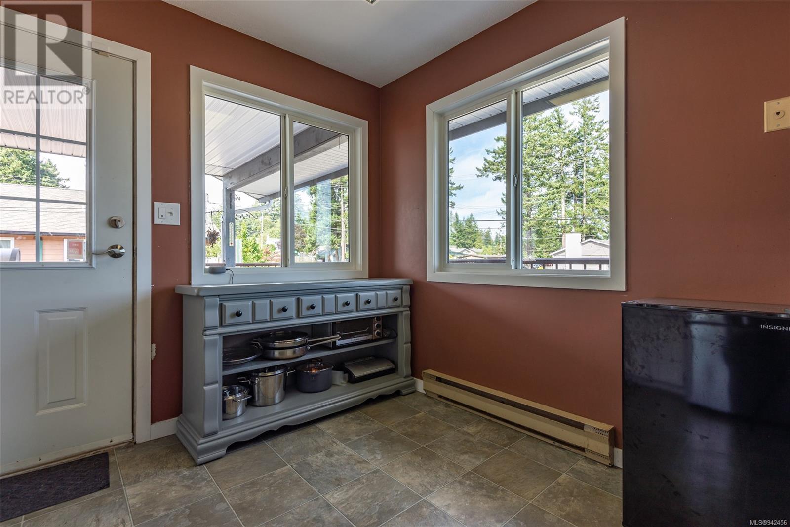 277 Merecroft Rd