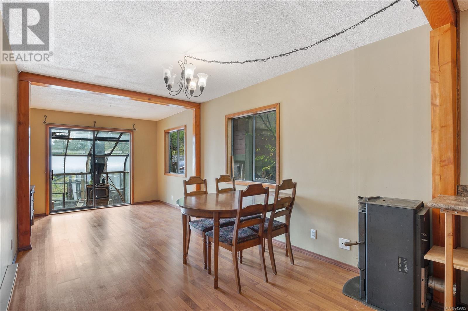1654 Hyacinthe Bay Rd
