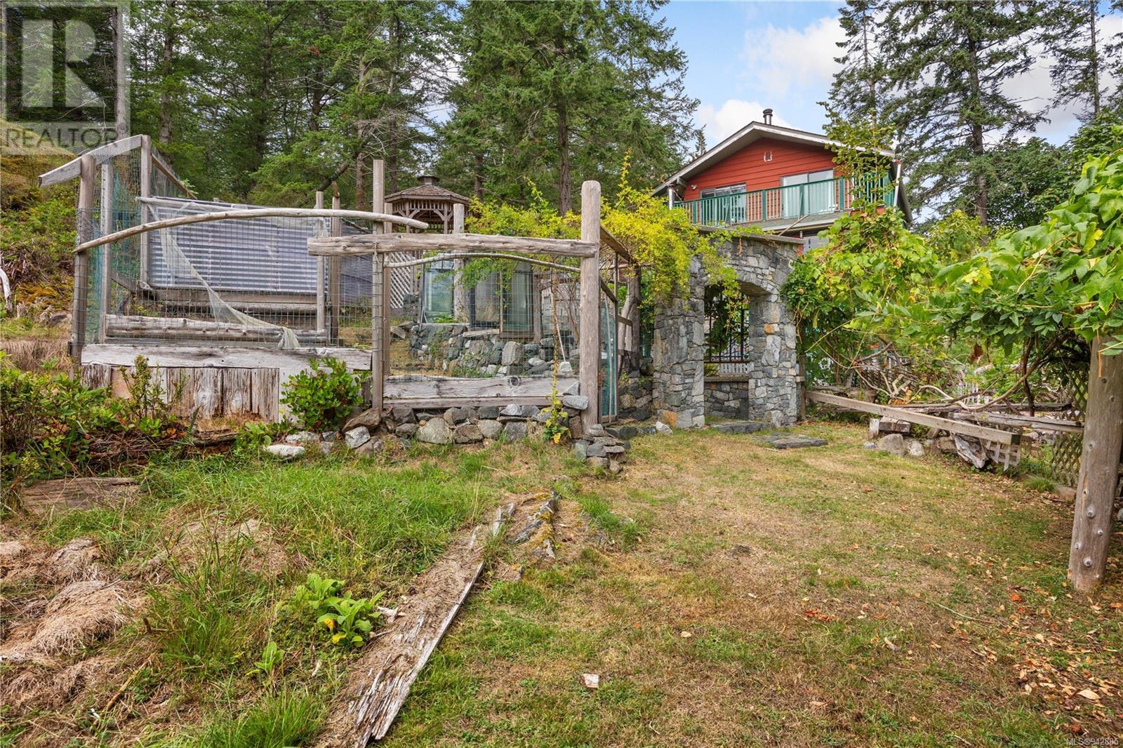 1654 Hyacinthe Bay Rd