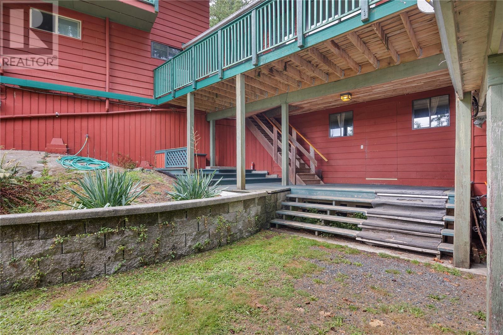1654 Hyacinthe Bay Rd