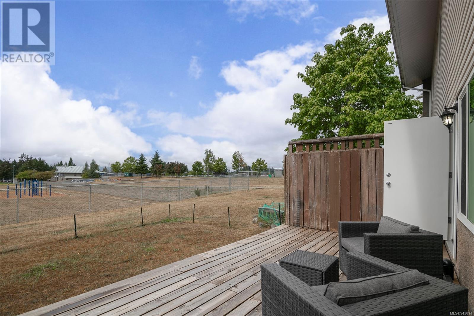 35 4110 Kendall Ave, #35