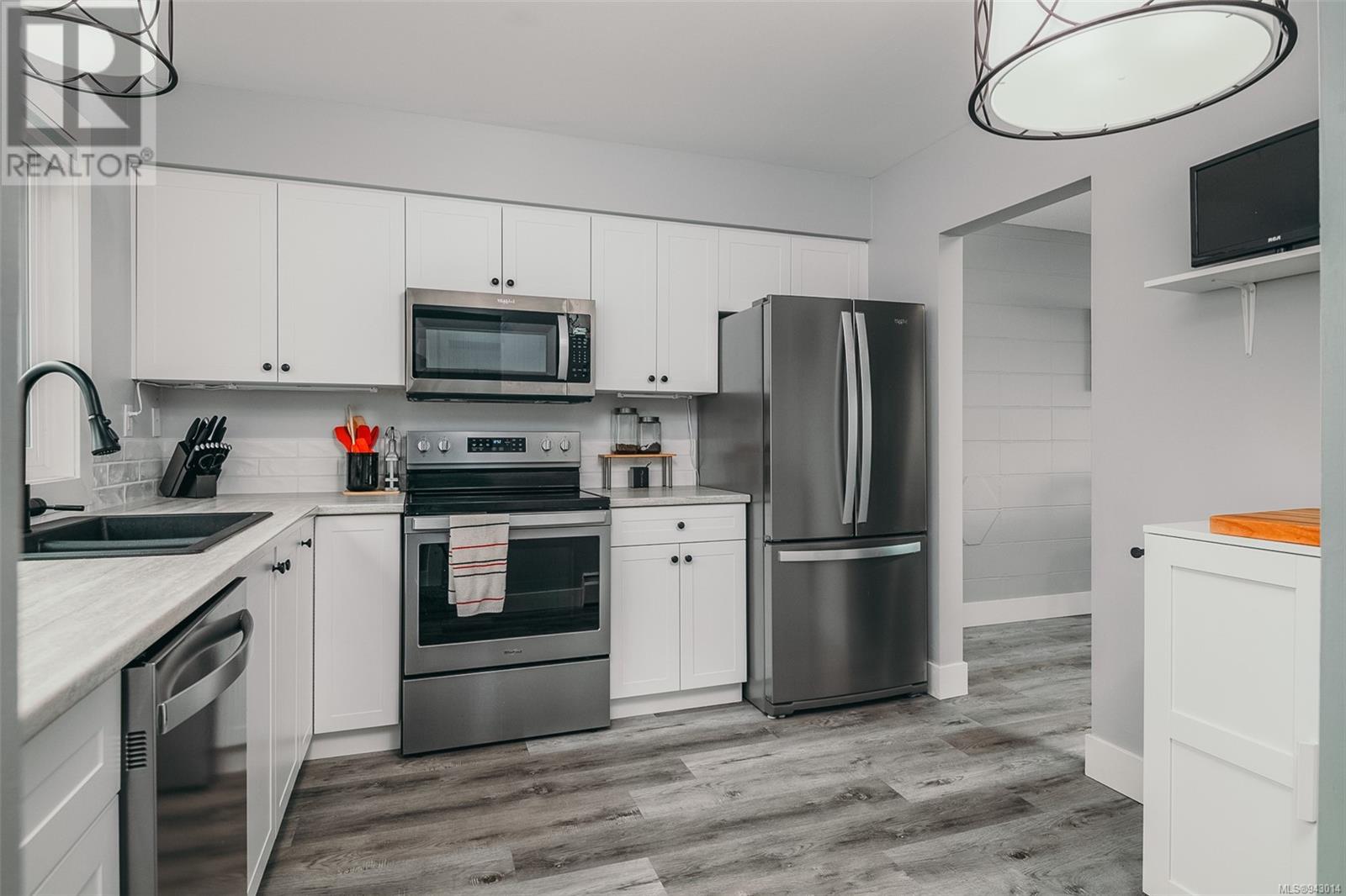 35 4110 Kendall Ave, #35