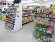 865 17th St