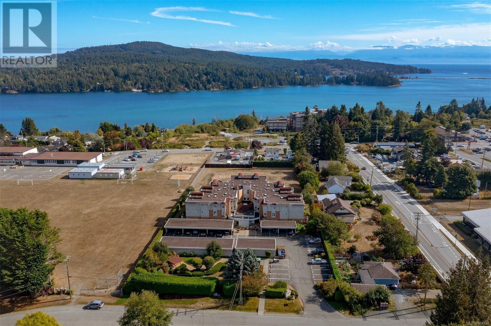 207 6585 Country Rd, #207