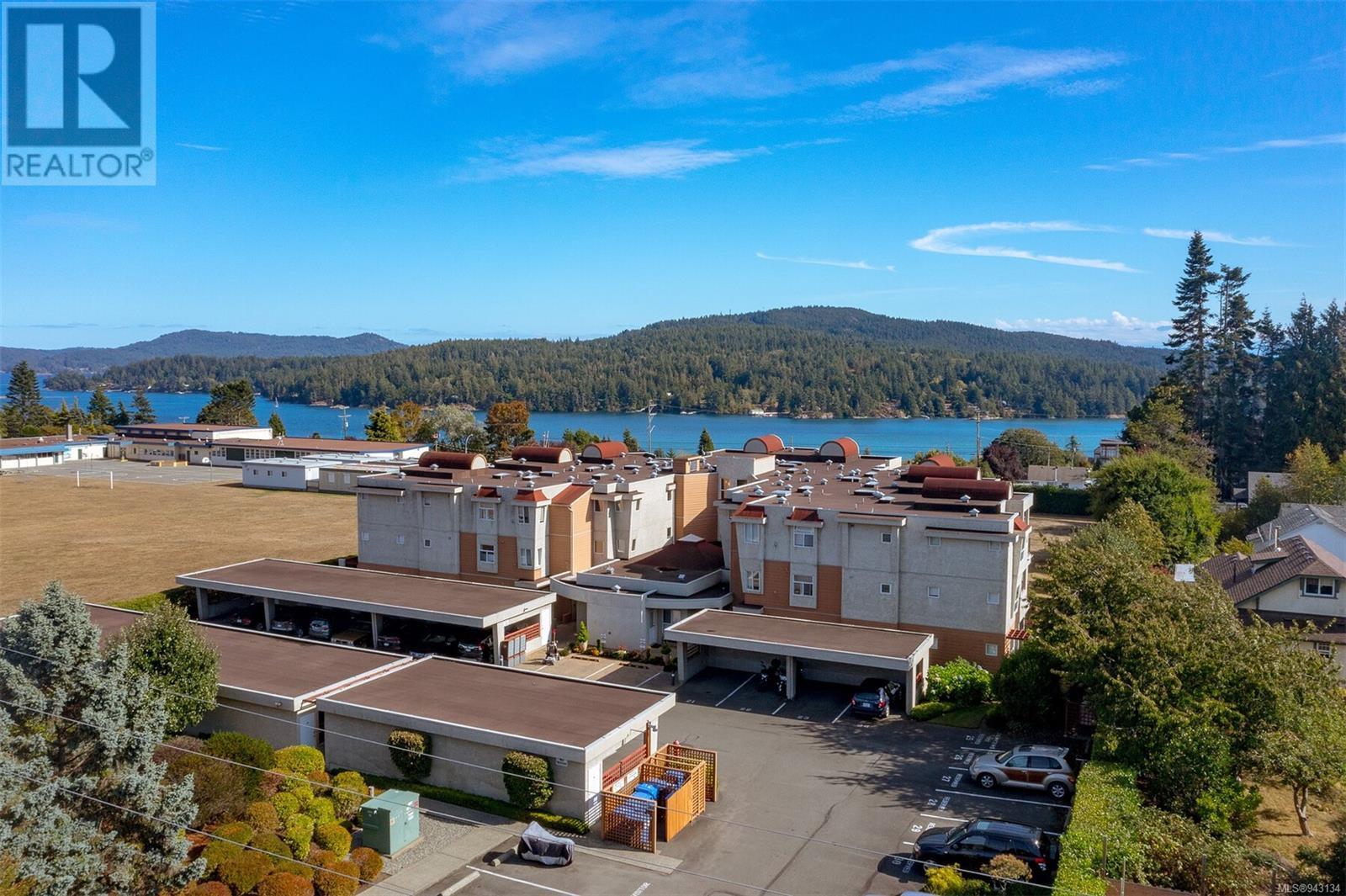 207 6585 Country Rd, #207