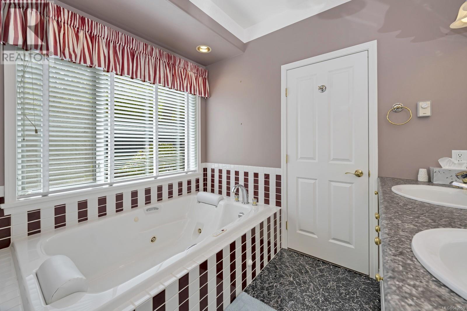 397 Constance Ave