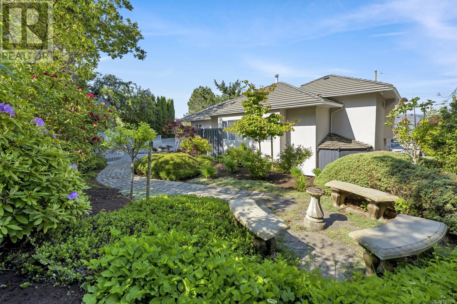 397 Constance Ave