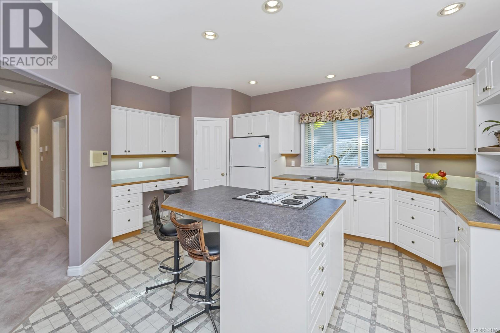 397 Constance Ave