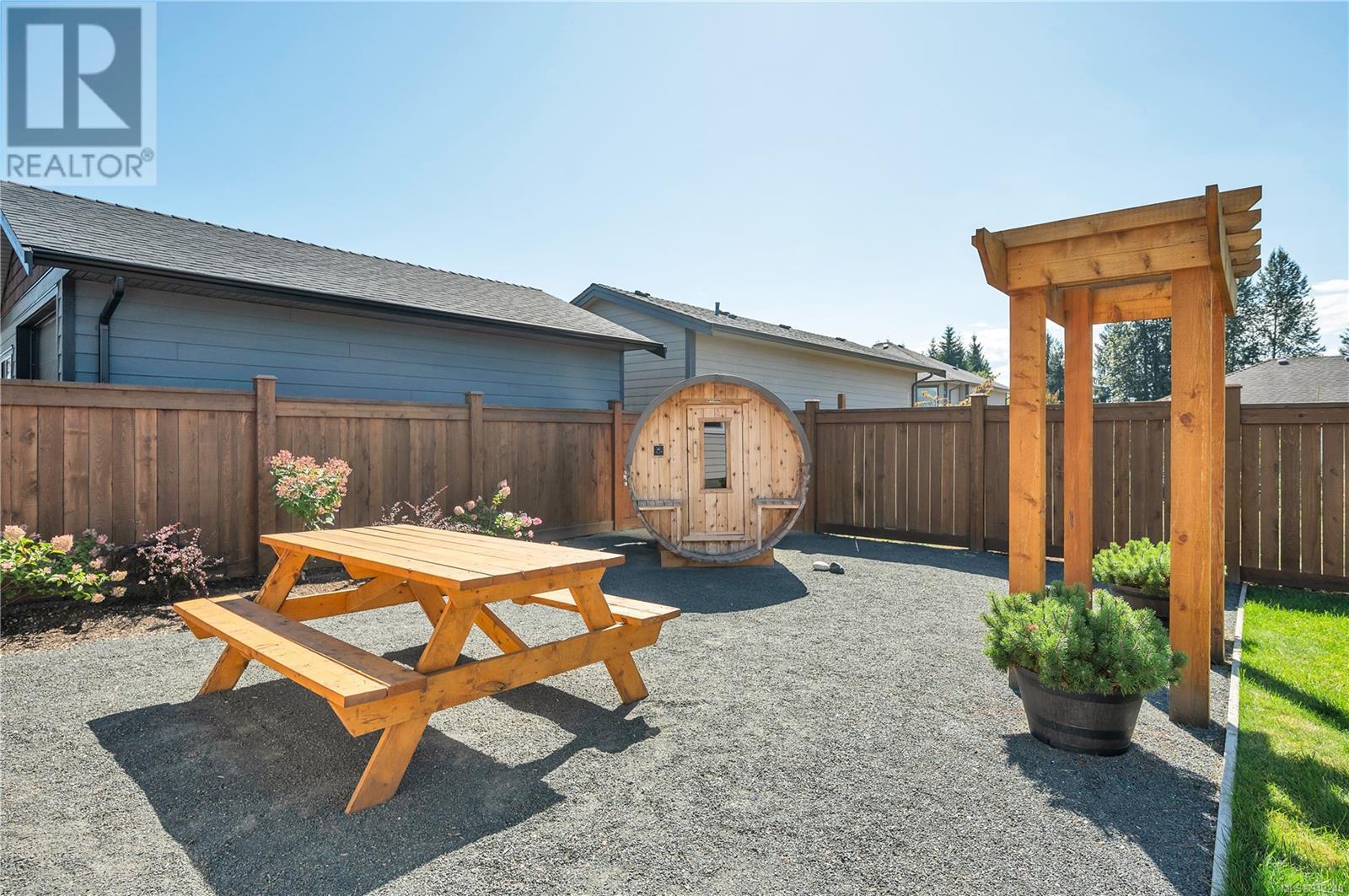 721 Timberline Dr
