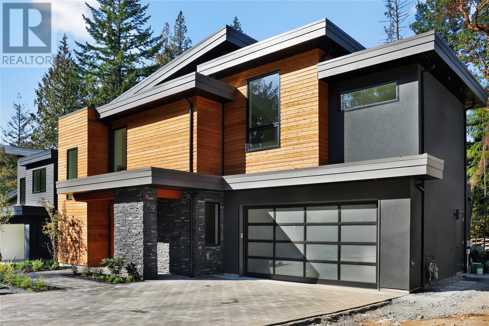 3905 Olympian Way
