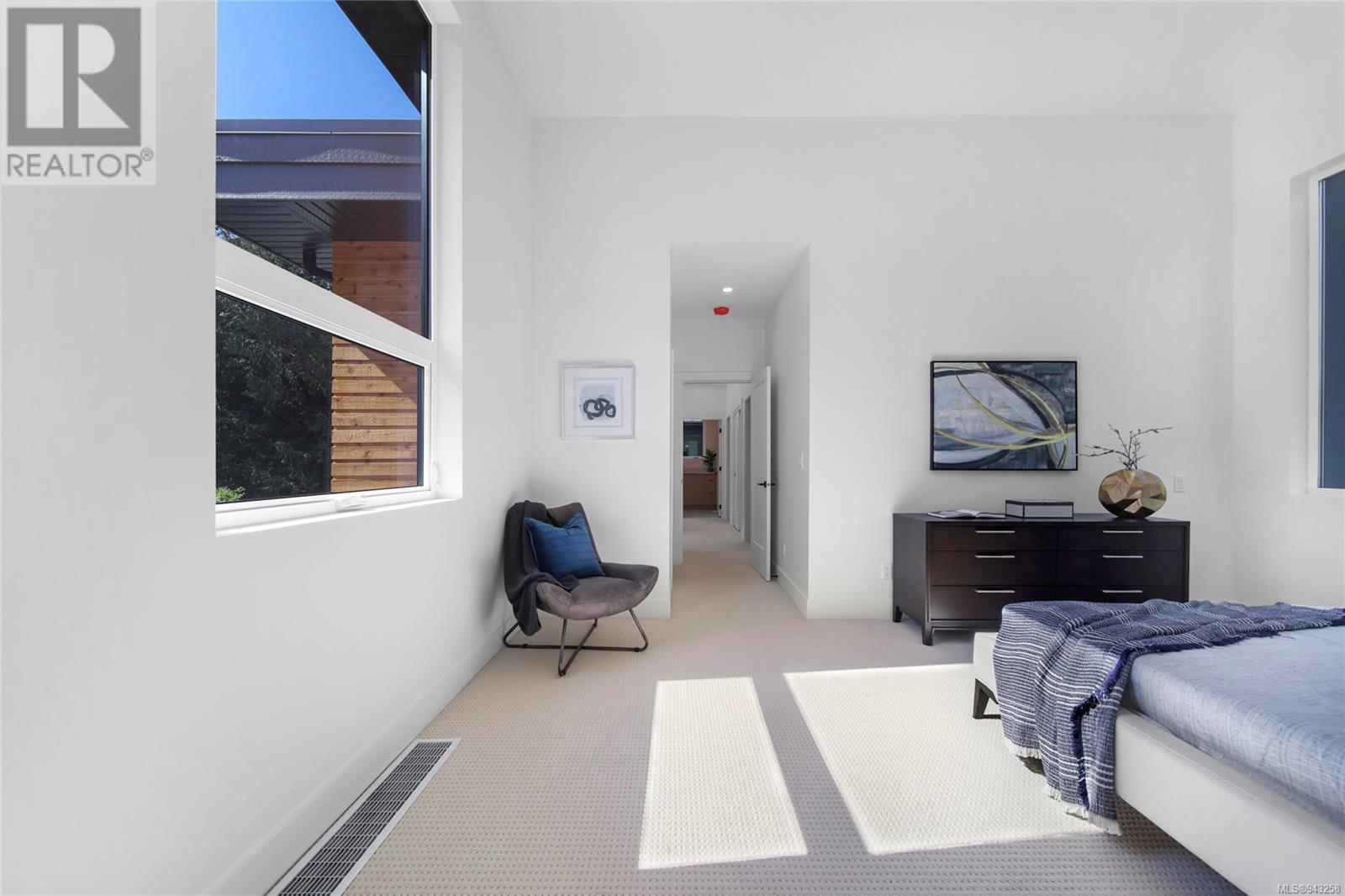 3905 Olympian Way