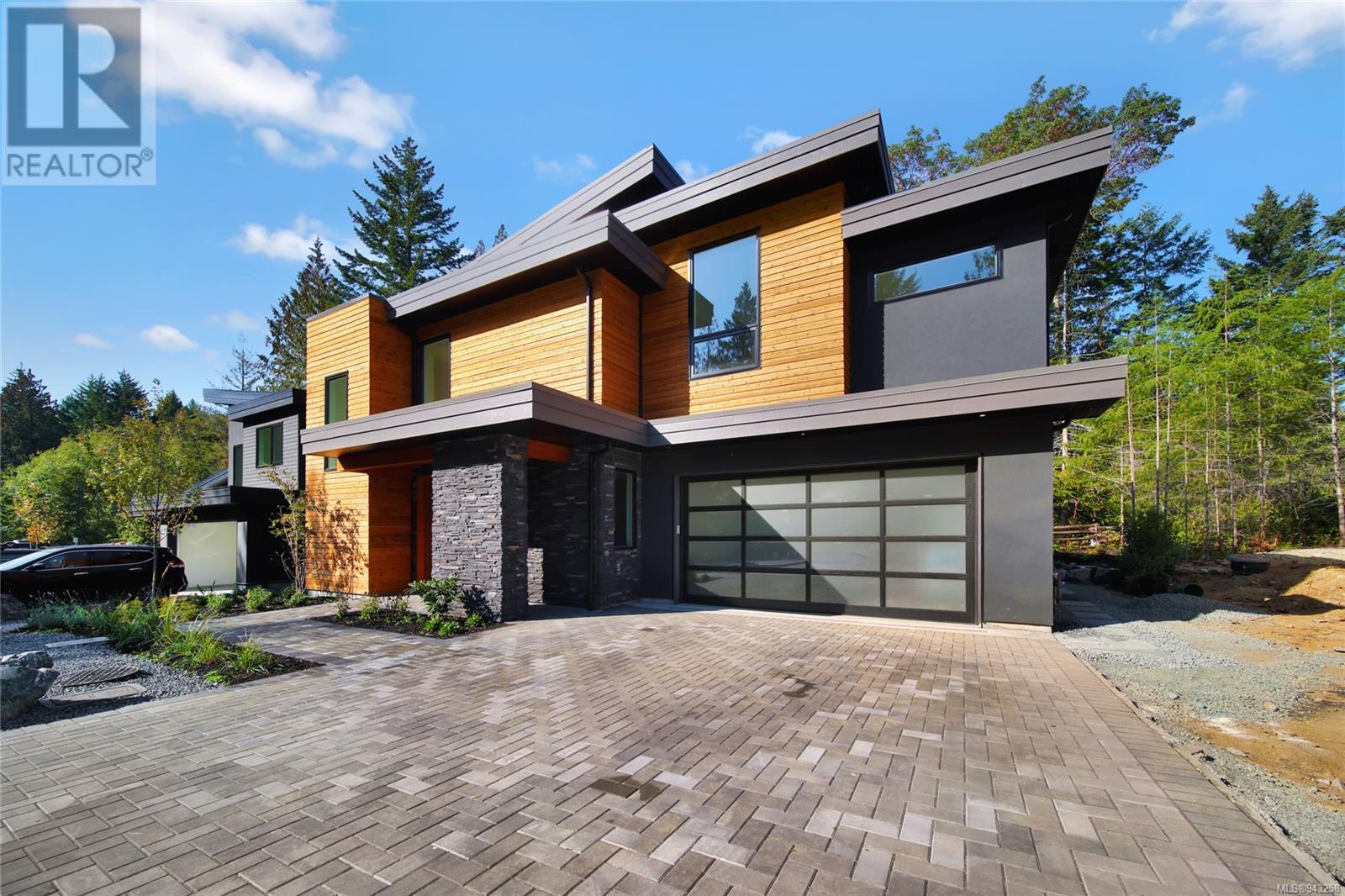 3905 Olympian Way