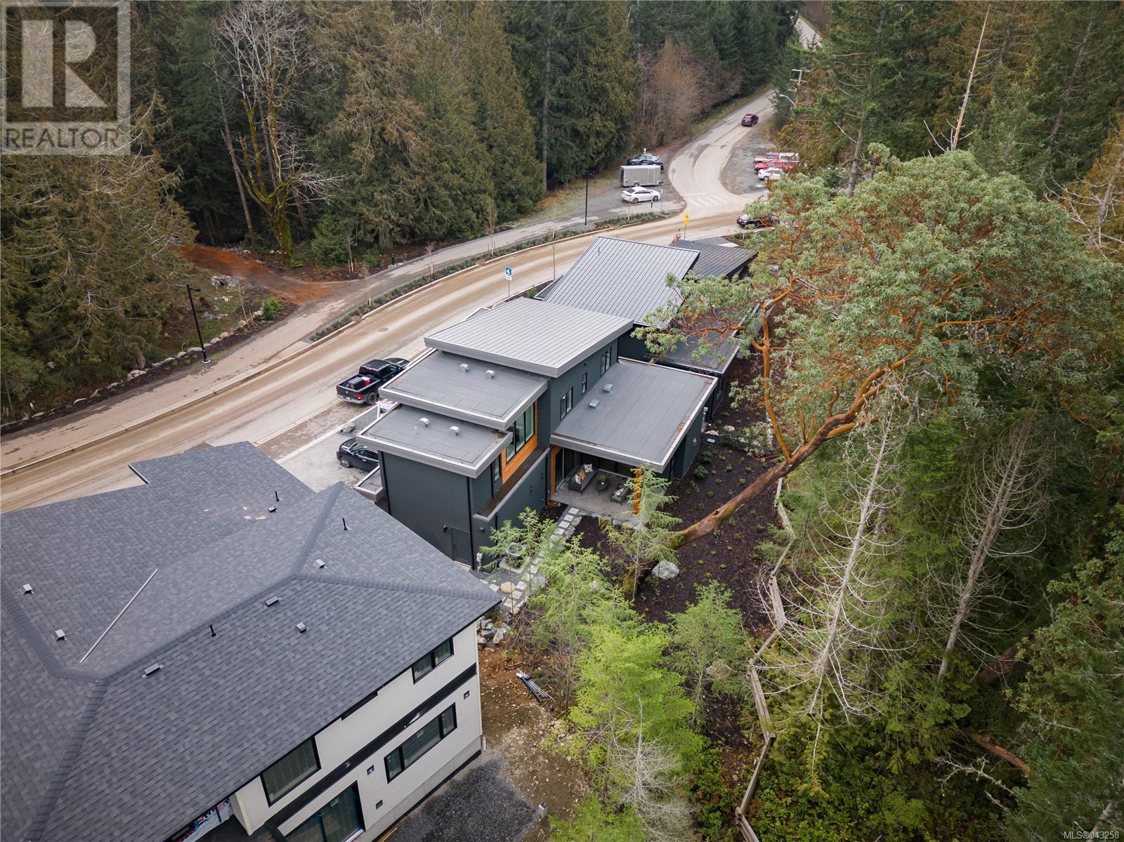 3905 Olympian Way