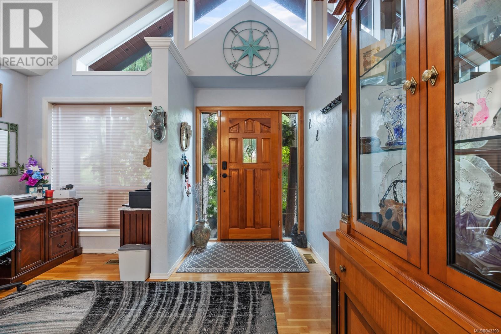 1477 Valley View Dr