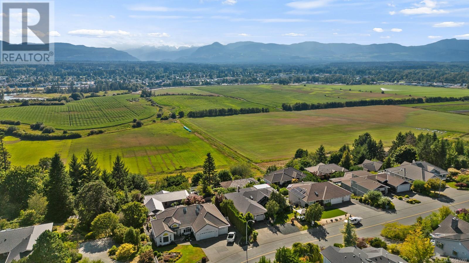 1477 Valley View Dr