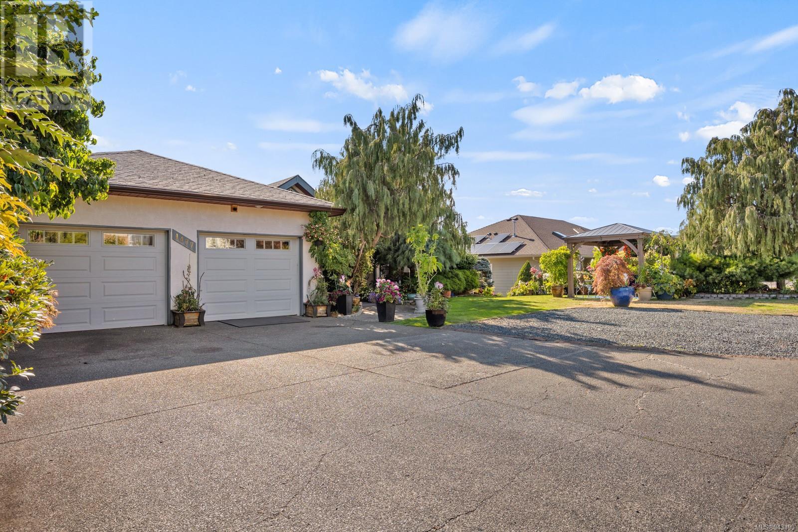 1477 Valley View Dr
