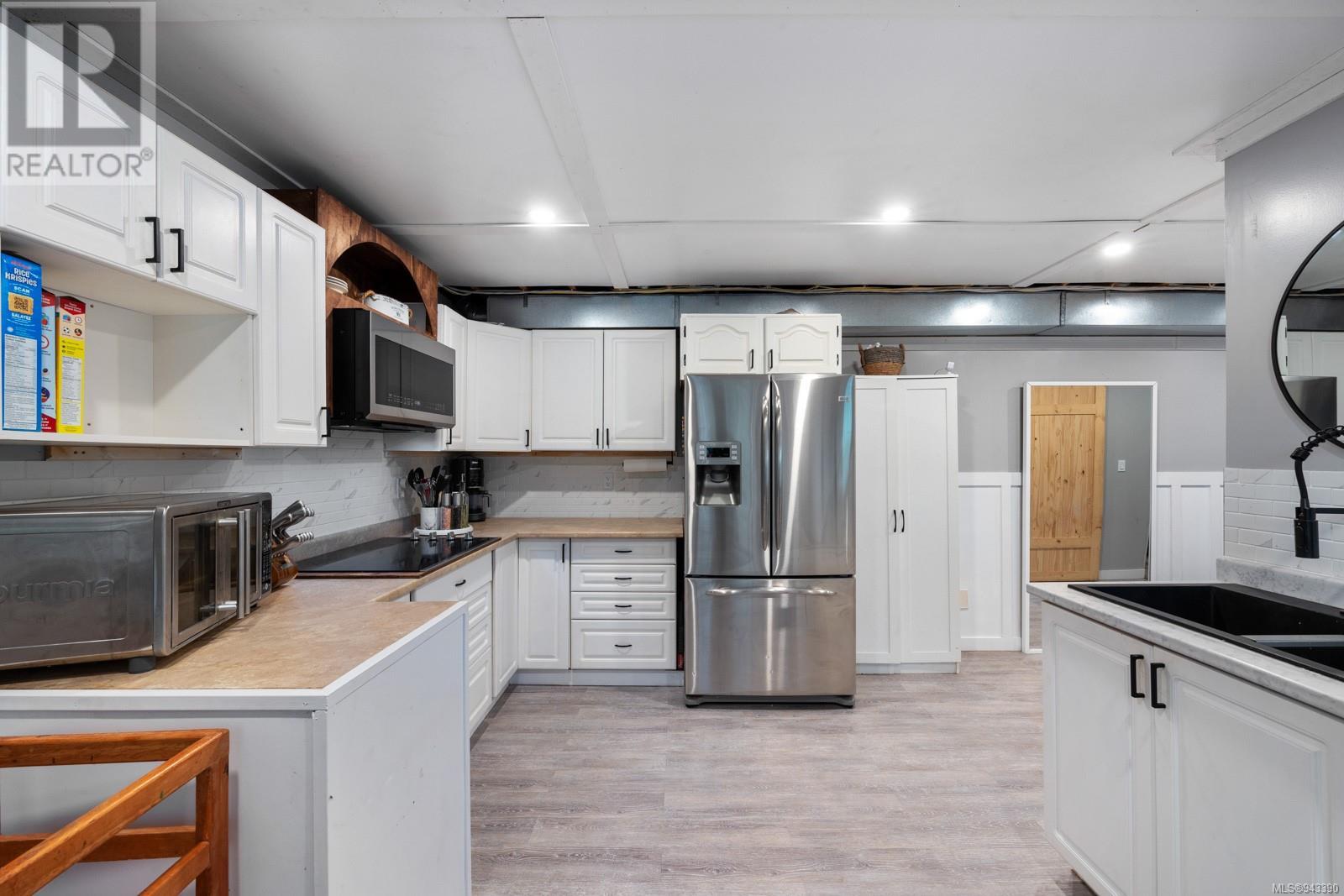 1477 Valley View Dr