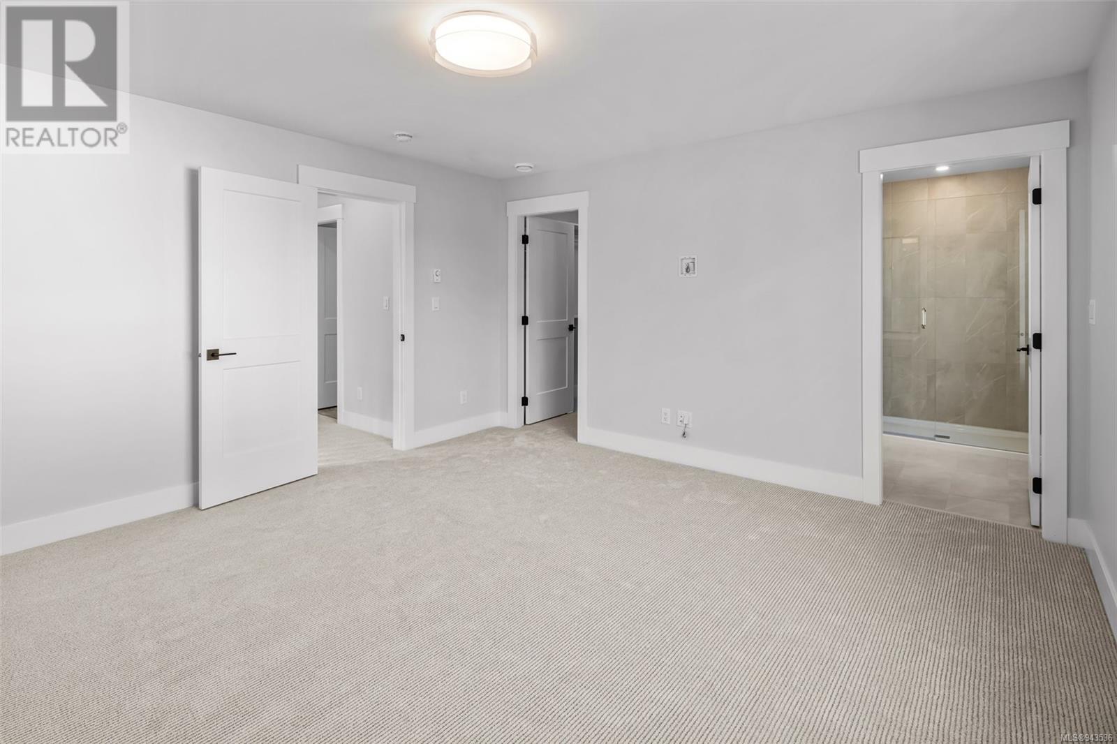2279 Evelyn Lane