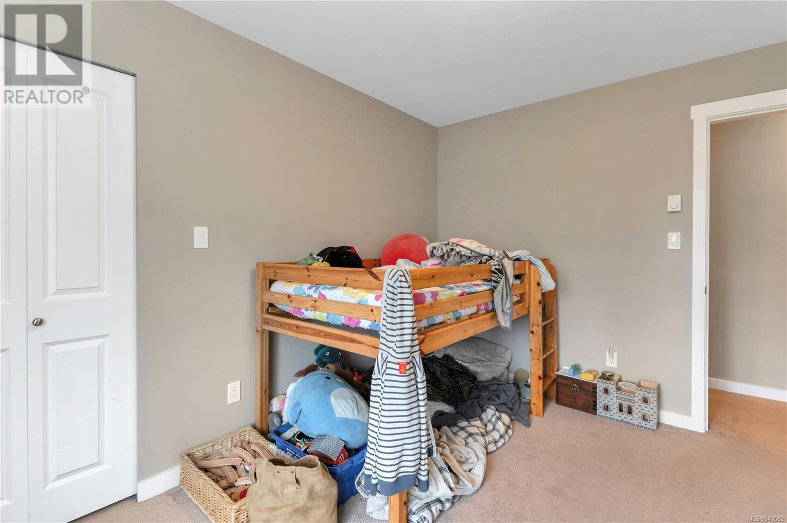 C 390 Carolyn Rd, #C