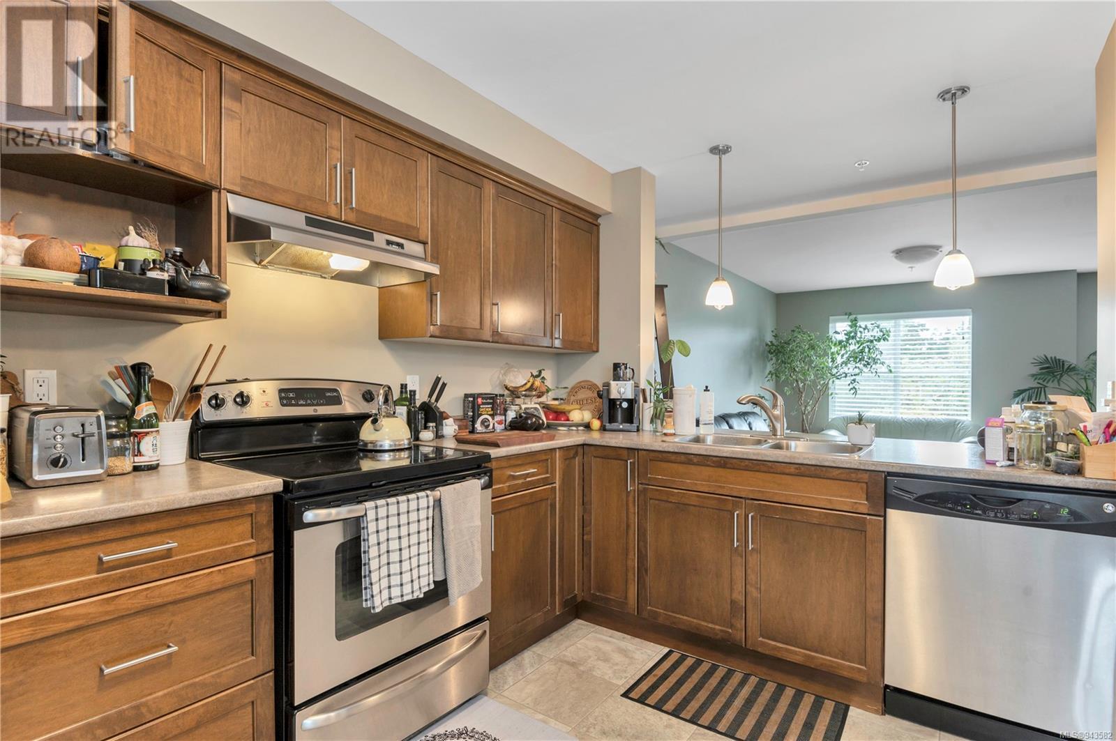 C 390 Carolyn Rd, #C